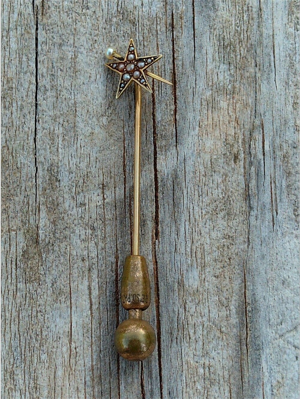 Vintage 14K Marked Star Stick Pin with 12 Pearl-Like Accents & Safety Cap